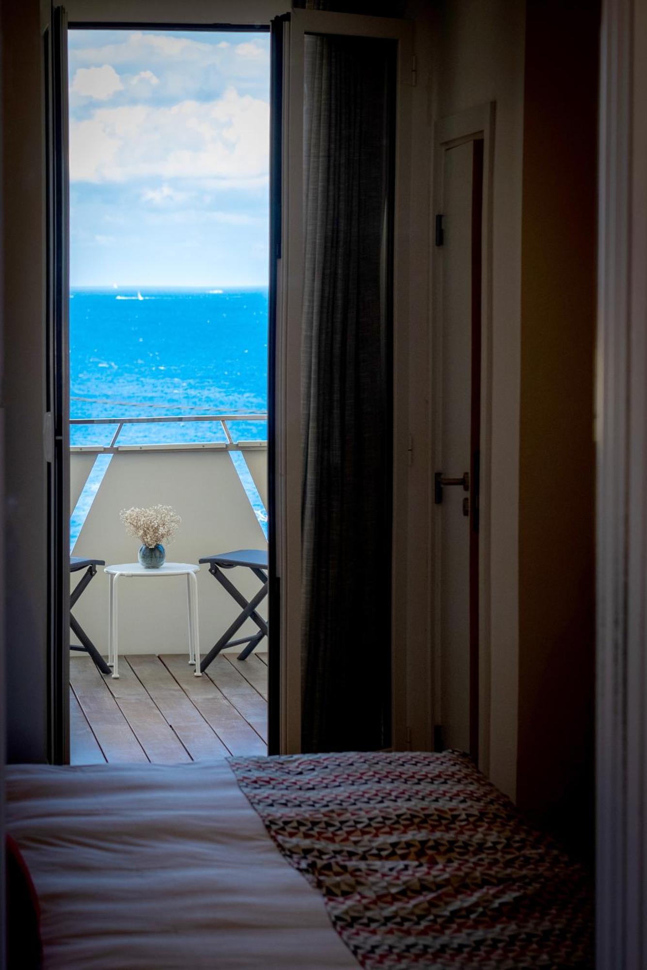 Hotel Mediterranee Calvi  Ngoại thất bức ảnh